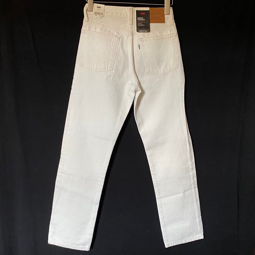LEVI'S Wedgie Straight Fit Women's Jeans (Size: 24x28) NWT - Picture 3 of 14